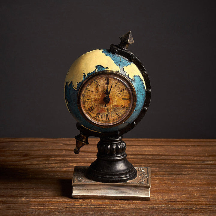 Retro Globe Clock | Karnz