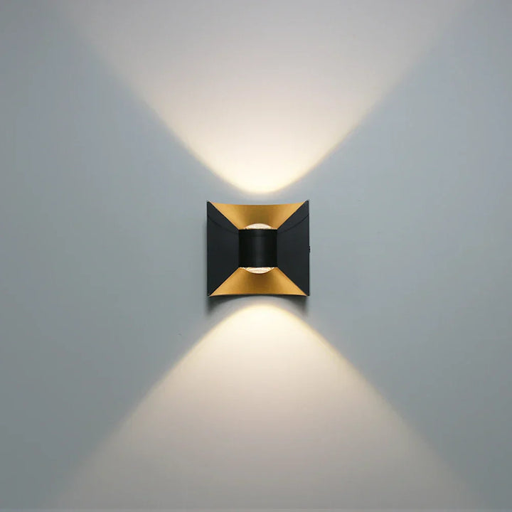 Moderne LED-Außenwandleuchte – Wasserdichte Wandlampe für Garten und Terrasse | Karnz