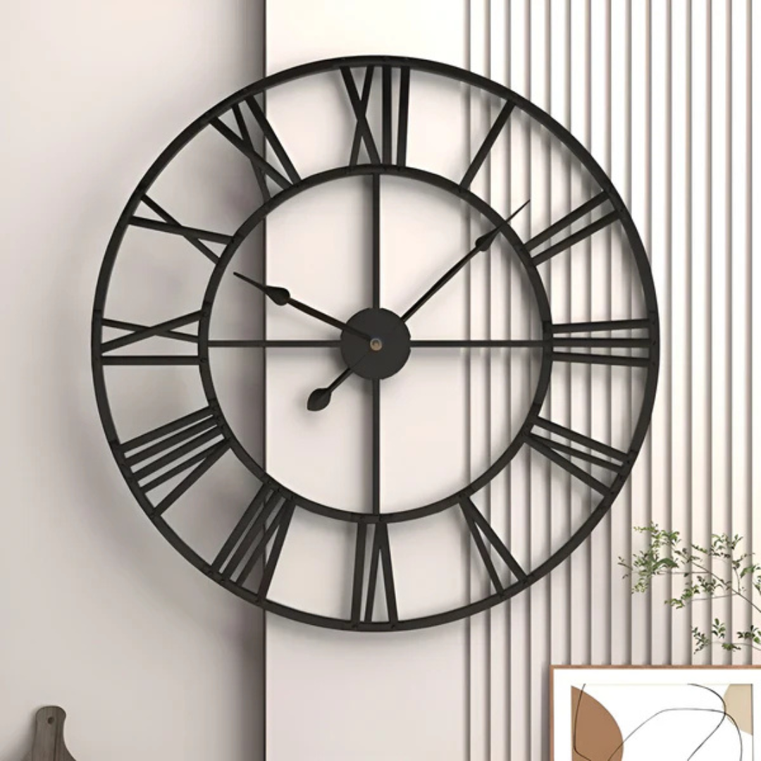 Exklusive große Wanduhr im modernen Look von Framer