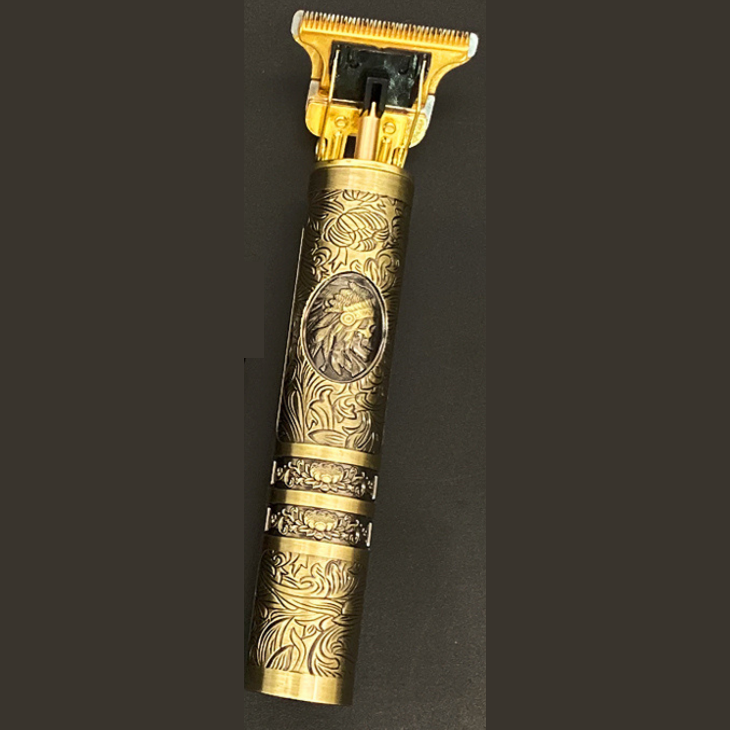Skull Vintage Trimmer – Wiederaufladbarer Haar- und Barttrimmer