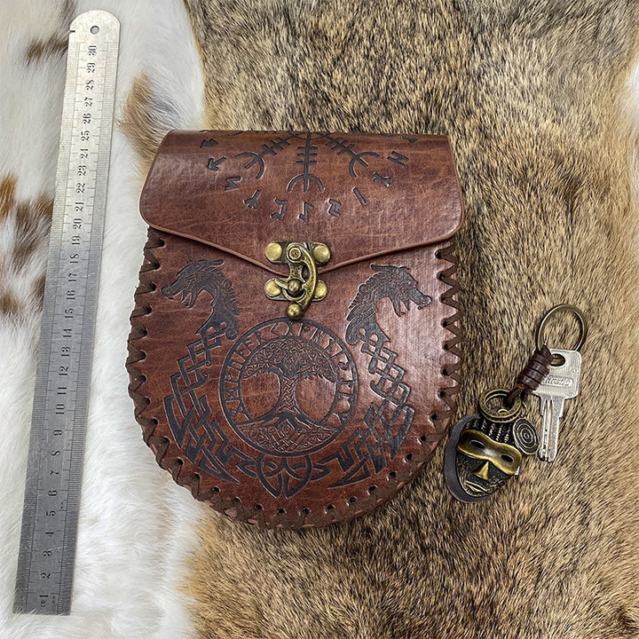 mittelalterliche nordische Gürteltasche aus geprägtem Leder