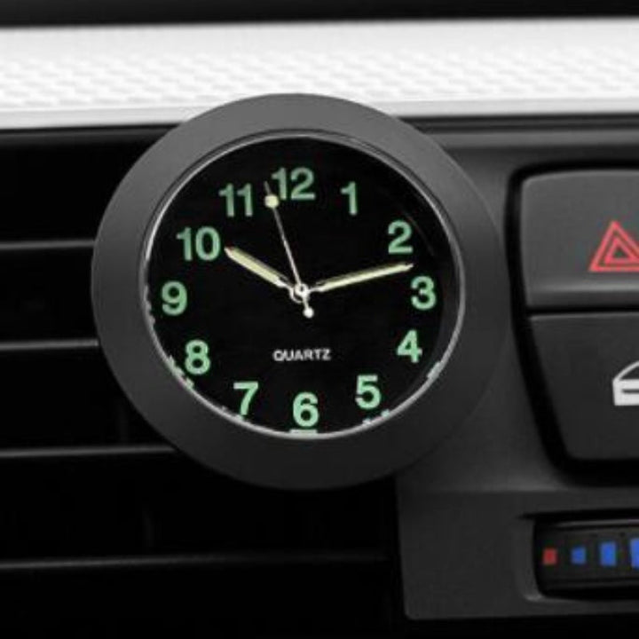 AutoTime Mini Analog Uhr – Selbstklebendes und stilvolles Design für Auto-Innenraum Karnz