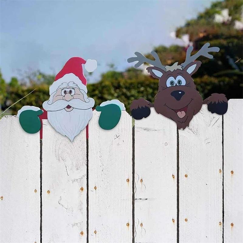 Weihnachtlich dekorierte Zaunverzierung | Karnz
