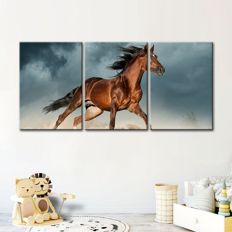 Braunes Pferd in der Wüste - Leinwand Wandkunst Gemälde 3 Teile