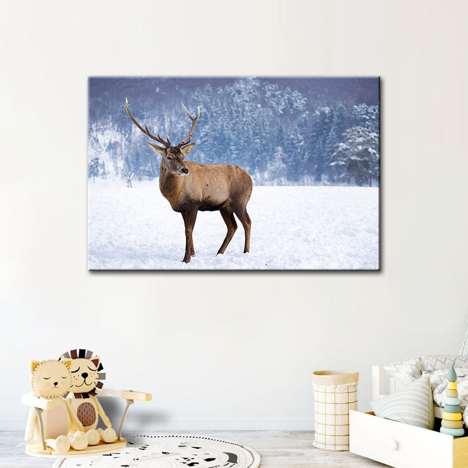 Hirsche in verschneiter Landschaft - Leinwandbild