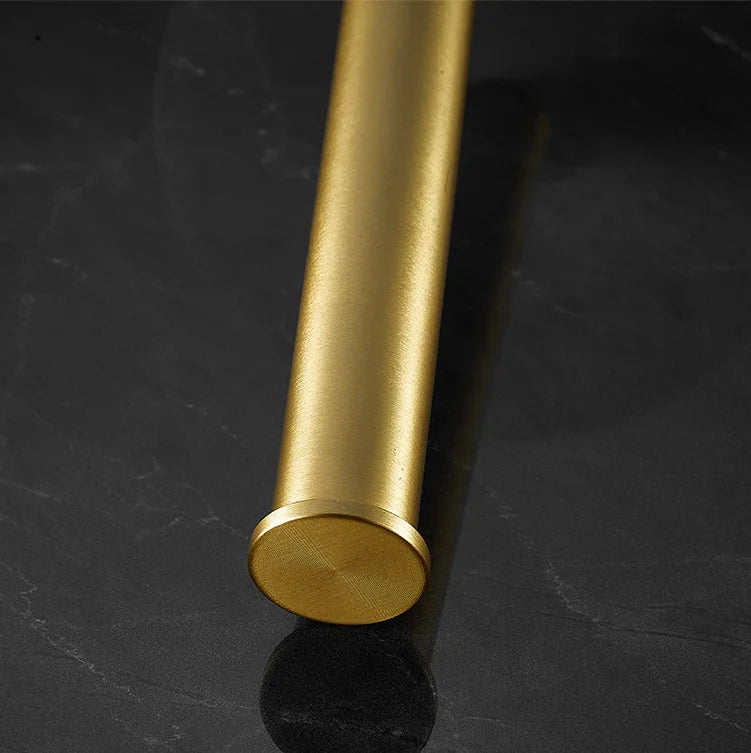 Karnz | Marmor Küchentuchhalter – goldene Details für außergewöhnlichen Stil