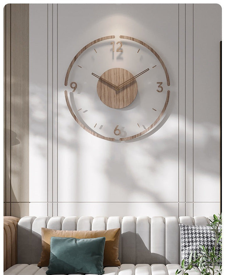Nordische, geräuschlose Wanduhr aus Echtholz, 35 cm | Leise und stilvoll