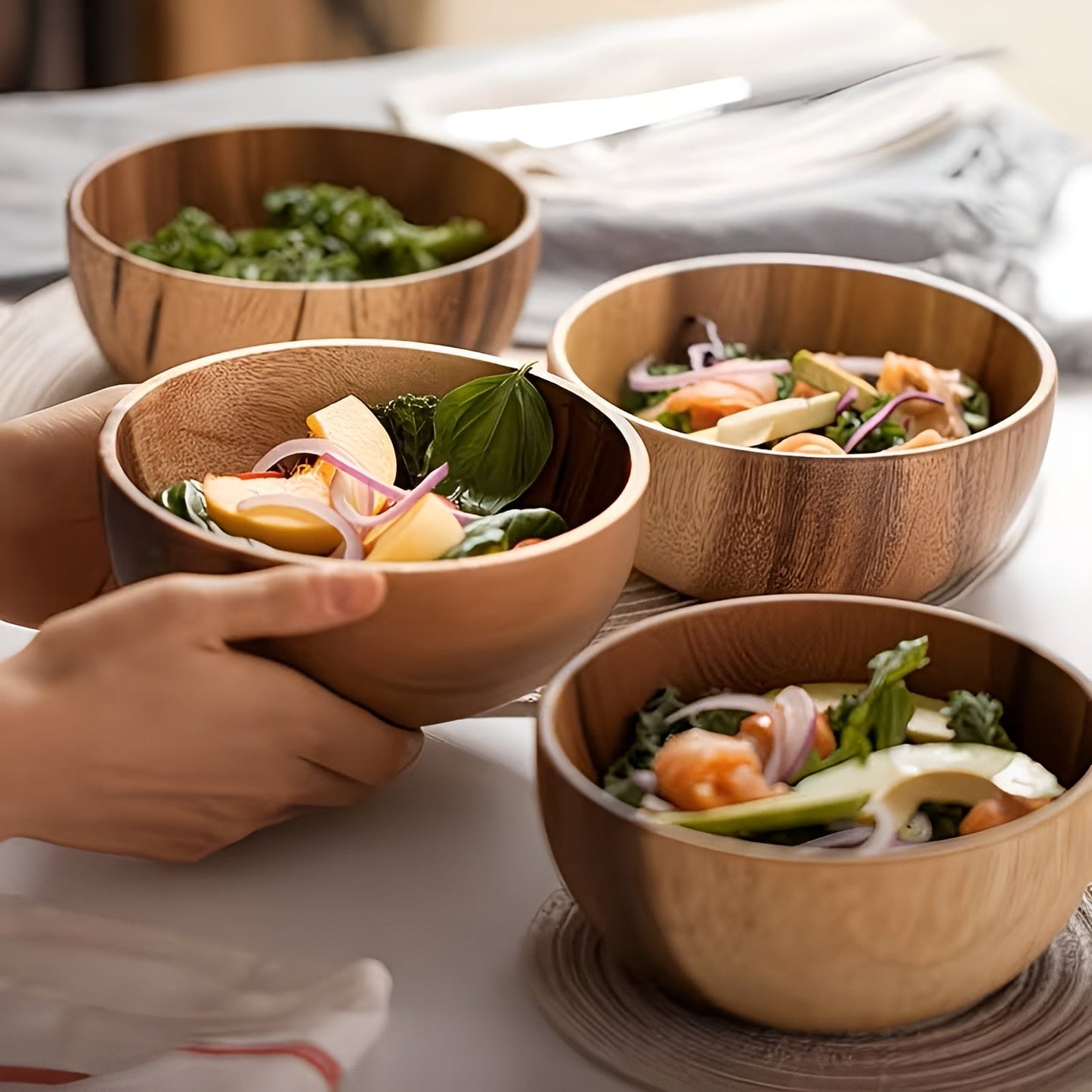 Holzservierschalen-Set (4-teilig) – Wiederverwendbar und handgefertigt | Perfekt für Salat, Suppe, Reis & Ramen | Karnz