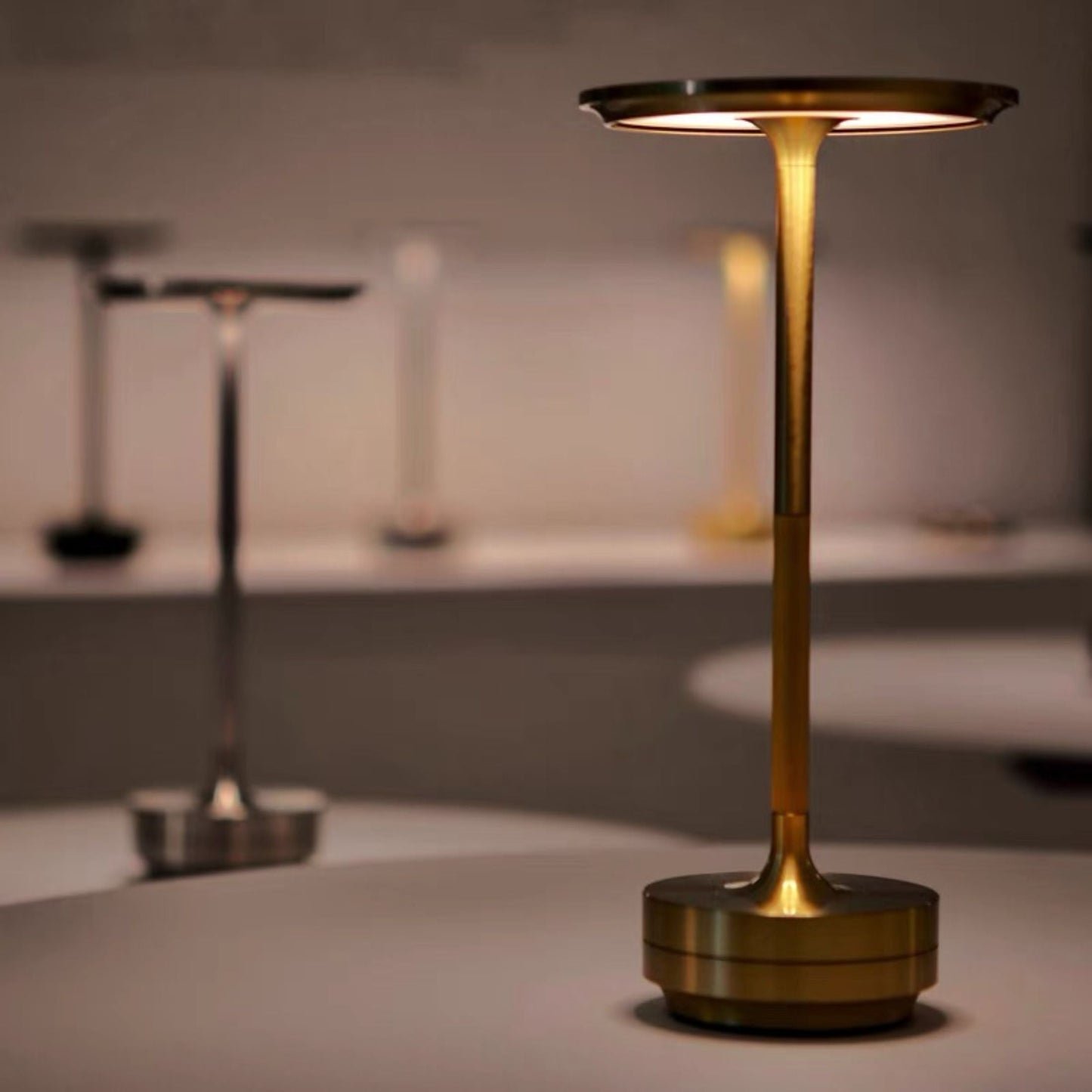 Japanischer Stil LED Touch Tischlampe - ZenLight | Karnz