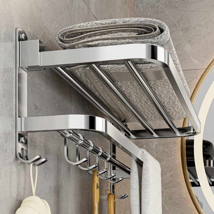 Zeitgenössisches Badezimmer-Accessoire-Set aus verchromtem Edelstahl mit Bademantelhaken/Handtuchstange
