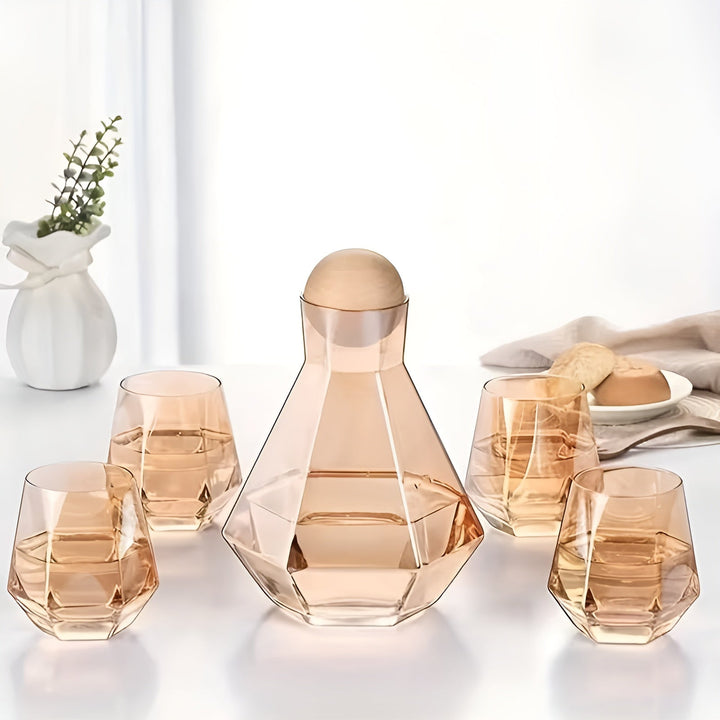 Diamantglas-Karaffenset mit 4 Gläsern – modern und dekorativ | 5-teiliges Set mit Deckeln für Wasser, Saft und Wein | Karnz