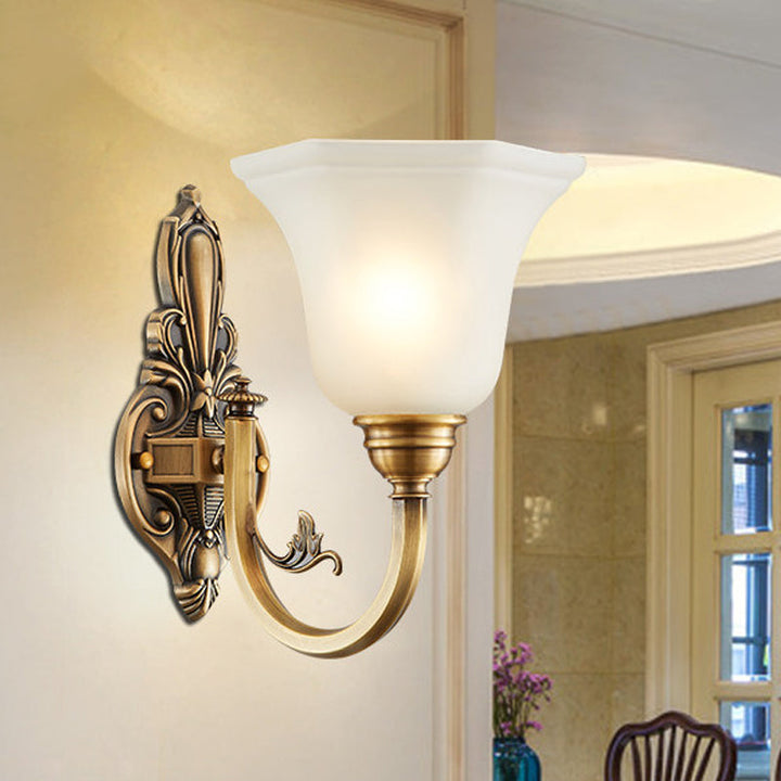Gekrümmte Arm Flur Wandlampe Traditionelle Metall 1/2-Kopf Messing/Schwarz und Gold Wandleuchte mit Flared Frosted Glass Shade | Karnz