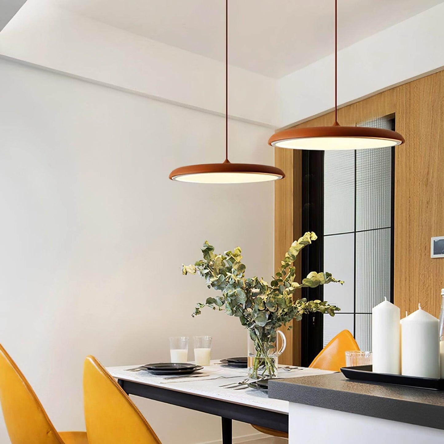 Hängelampe mit schlichter Form für moderne Interieurs