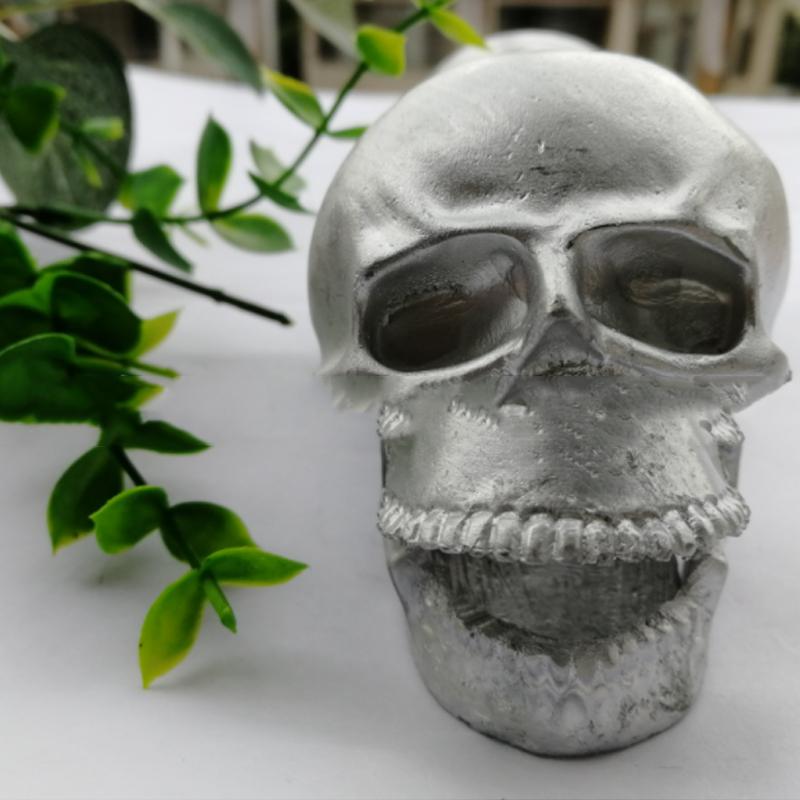 Totenkopf-Auspuffendstück