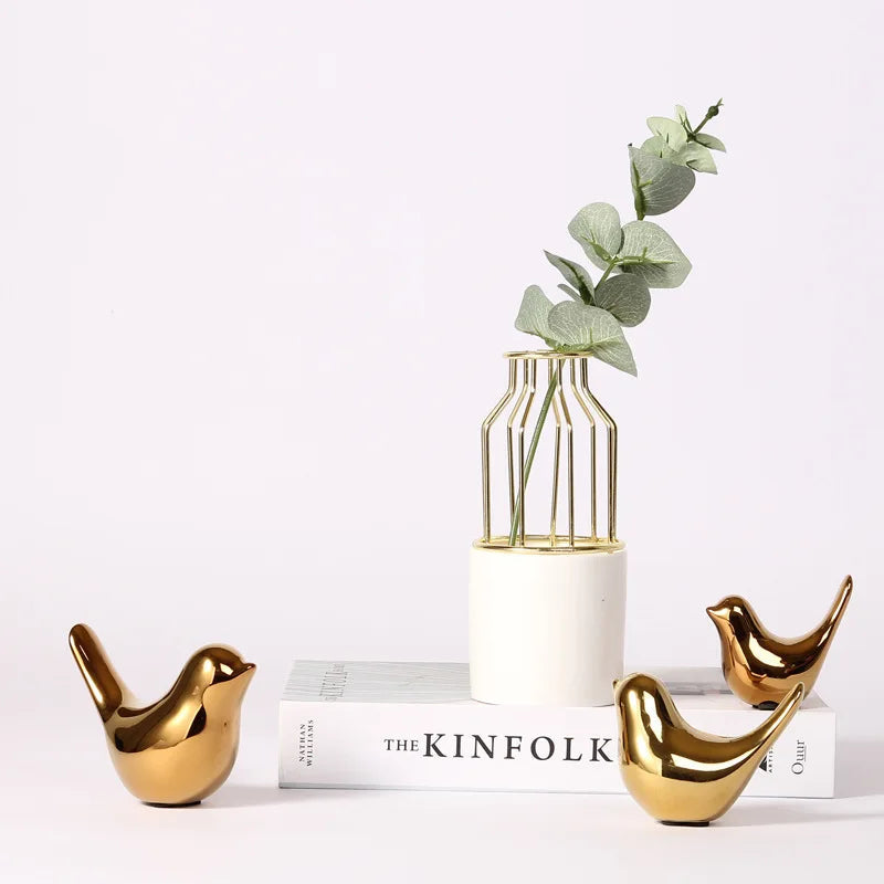 Nordische goldene Keramikvogel-Dekoration für moderne Wohnräume