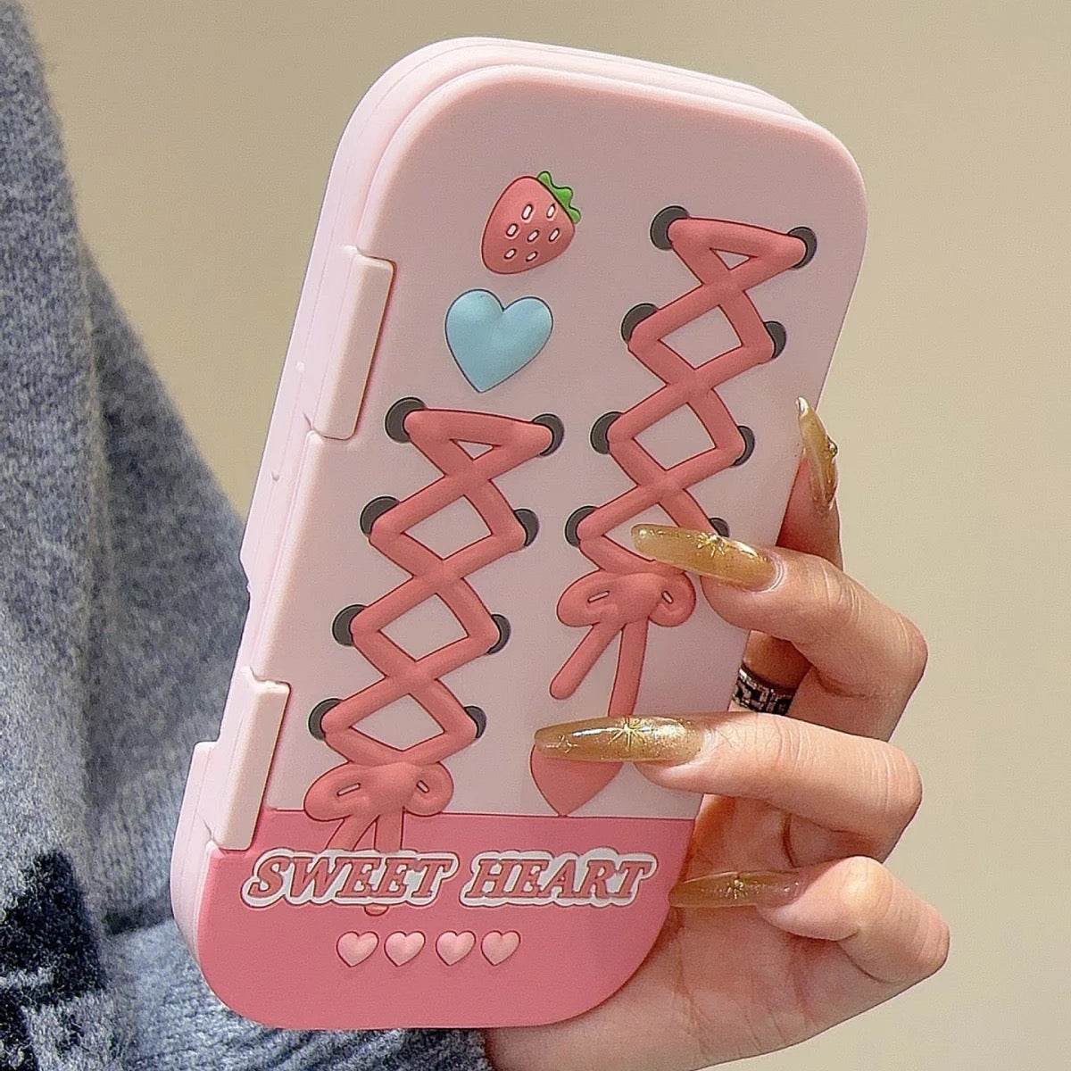 BerryGuard Silikon-Spiegelhülle — Rundum sicherer Schutz mit stylischem Spiegel für sorgenfreie Eleganz | Karnz