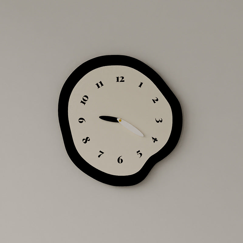 Skandinavische Wanduhr Minimalistisches Lautloses Design | Karnz