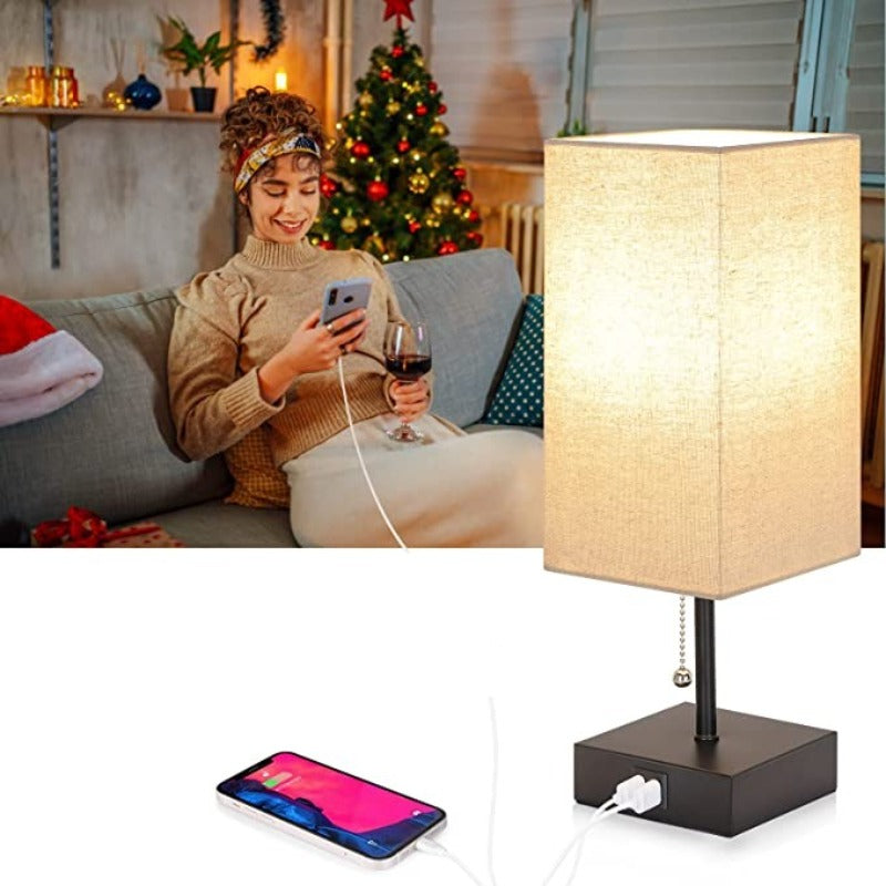 LumiCharge – Moderne Tischlampe mit USB-Ladeanschlüssen | Karnz