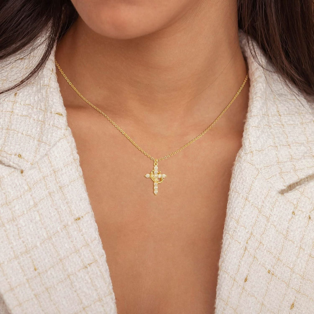 Karnz | Elegante 18K Gold Cubic Zirconia Kreuzkette