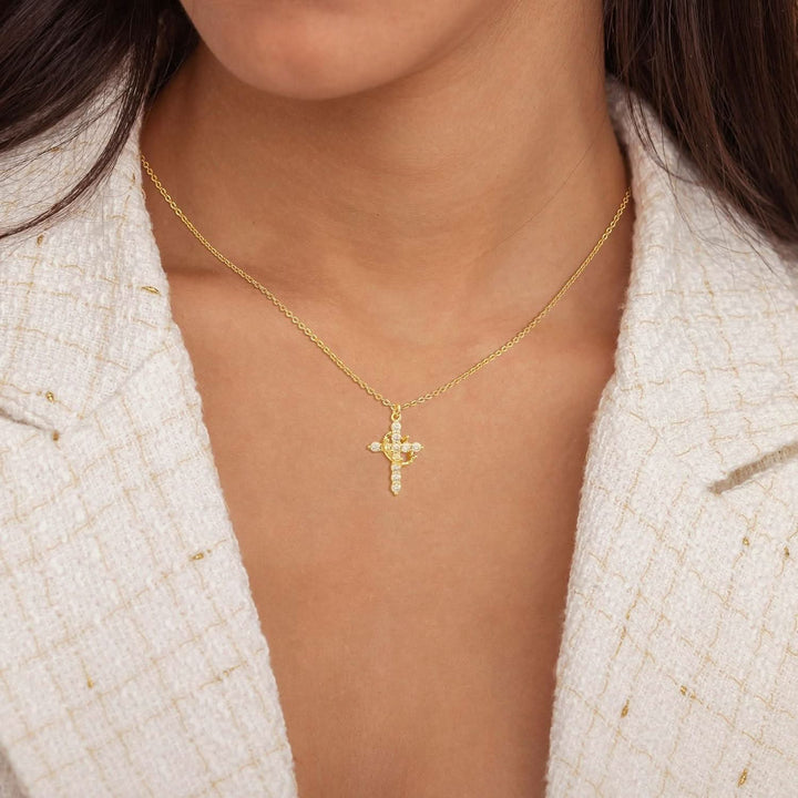 Karnz | Elegante 18K Gold Cubic Zirconia Kreuzkette