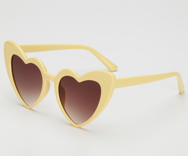 Damen Herzförmige Sonnenbrille im trendigen Design Karnz
