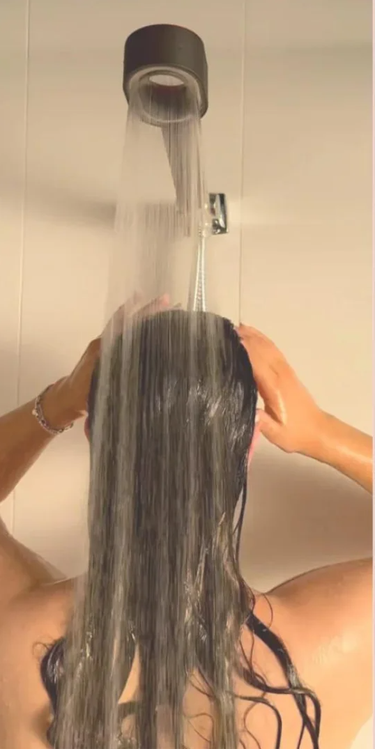 AquaGlow Beauty Filter Duschkopf – Hochdruck, wassersparend und gereinigtes Duschen – rundes Handmodell Karnz