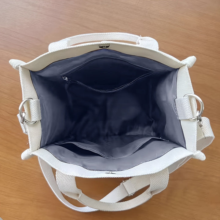 UrbanEase Canvas Slingbag – Weiße Schultertasche mit Magnetic Closure und verstellbarem Riemen | Karnz