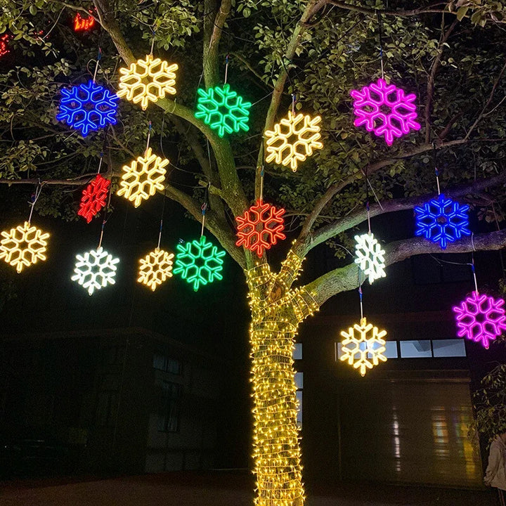 Wasserdichte LED Schneeflockenlichter für festliche Winterdekoration