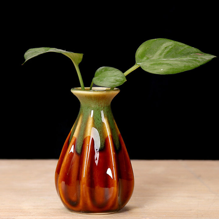 Elegante handgefertigte Keramik-Blumenvase Karnz