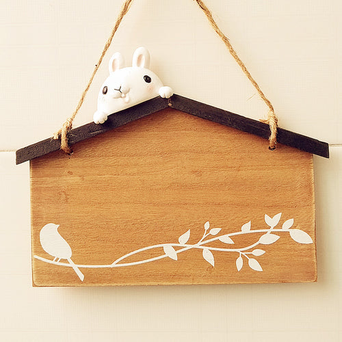 Lustiges hängendes Dekoschild mit Hasen- und Vogelmotiv