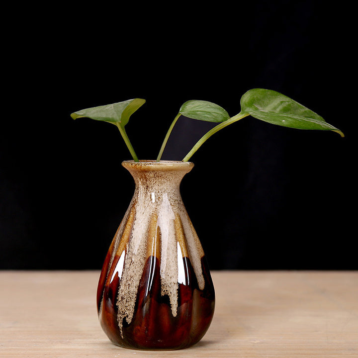 Elegante handgefertigte Keramik-Blumenvase Karnz