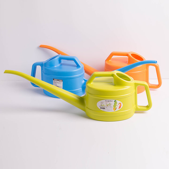 Ergonomische Gießkanne mit langem Auslauf