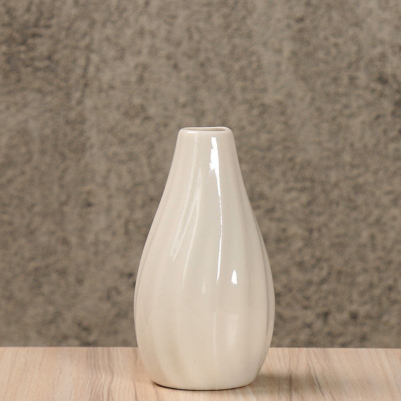 Elegante Keramik-Tropfenvase Karnz