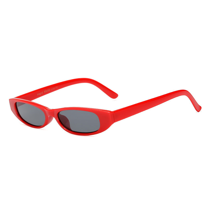 Damen schicke Sonnenbrille mit modernem Design und schmalem Rahmen Karnz