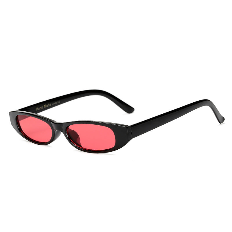 Damen schicke Sonnenbrille mit modernem Design und schmalem Rahmen Karnz
