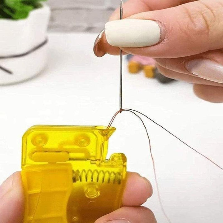 automatische Nadel - Einfädeln leicht gemacht im Handumdrehen! | Karnz