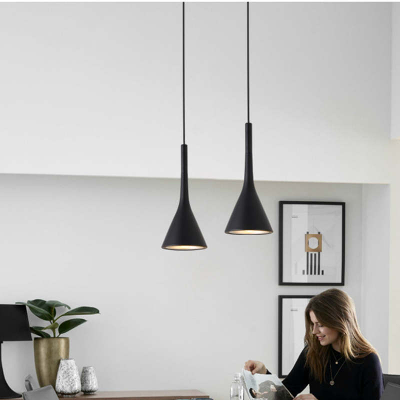 Moderne Dreiecks Pendelleuchte - Trionda | Karnz