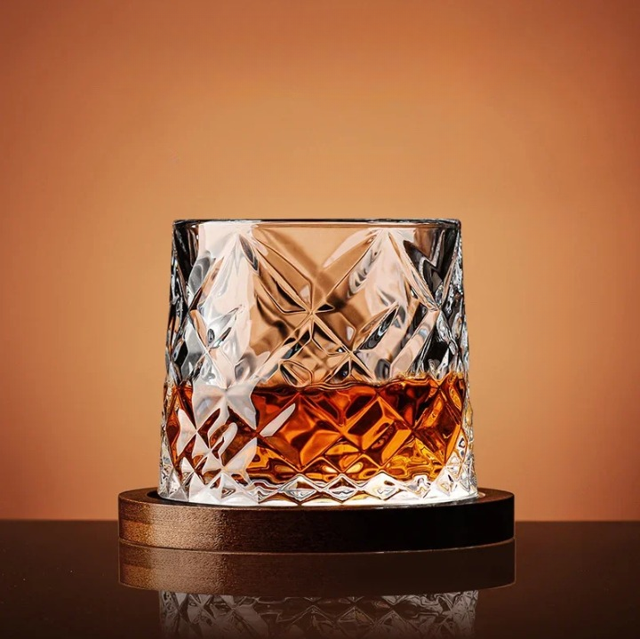 WhiskeySpin - Premium rotierendes Whiskeyglas Karnz