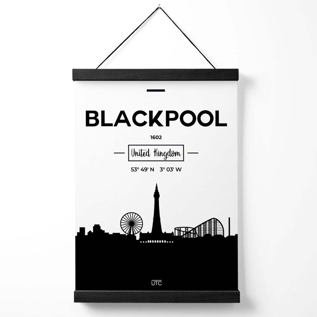 Blackpool Stadtbild-Poster in Schwarz-Weiß mit Aufhänger