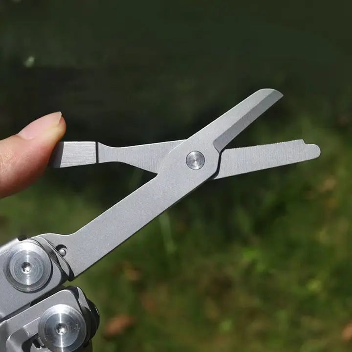 9-in-1 Multifunktionswerkzeug – Hochwertiges Klappmesser mit hoher Härte