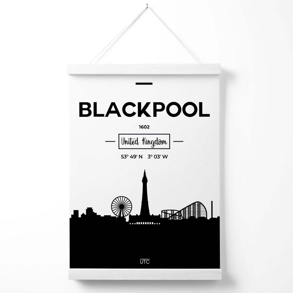 Blackpool Stadtbild-Poster in Schwarz-Weiß mit Aufhänger