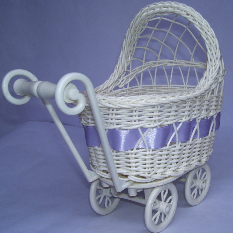 Vintage Geflochtene Puppenwagenkorb Karnz