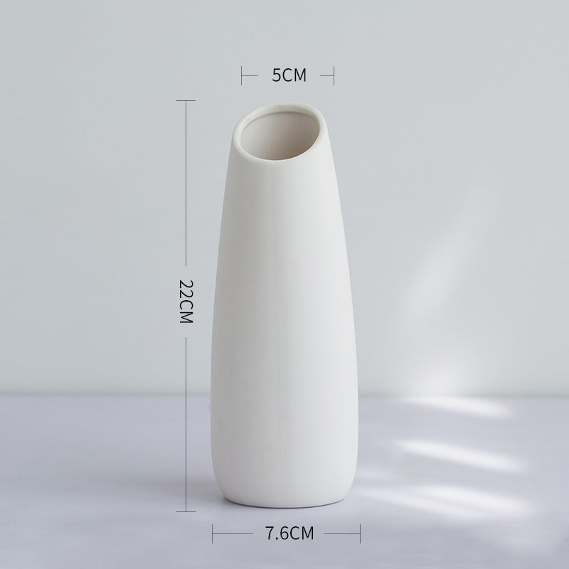 Elegante minimalistische Keramikvase