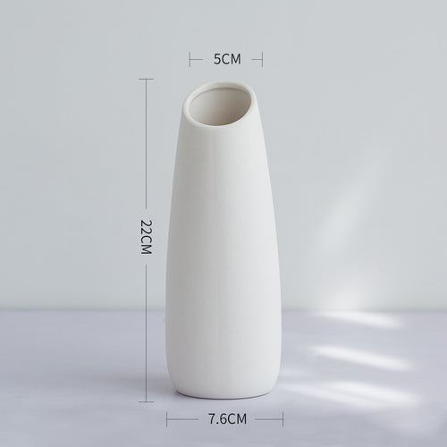 Elegante minimalistische Keramikvase