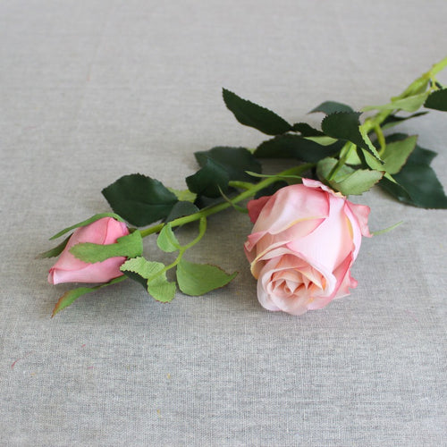 Elegante Kunstblumenstiele