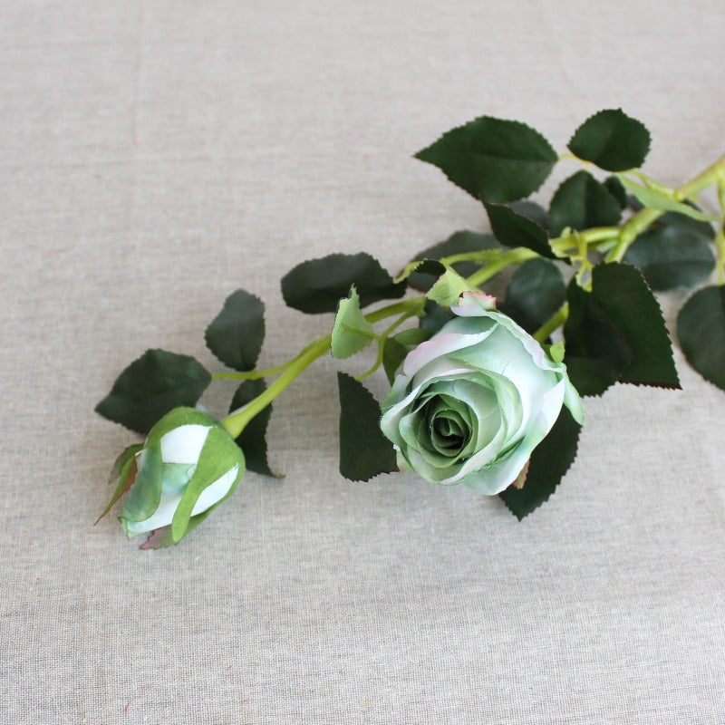 Elegante Kunstblumenstiele