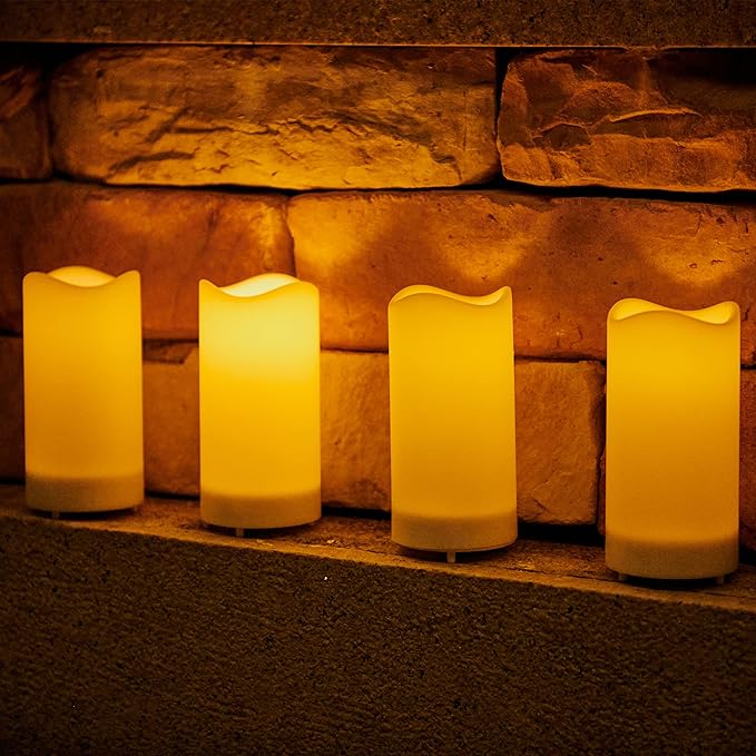 Flammenlose geschmolzene Kerzen Karnz