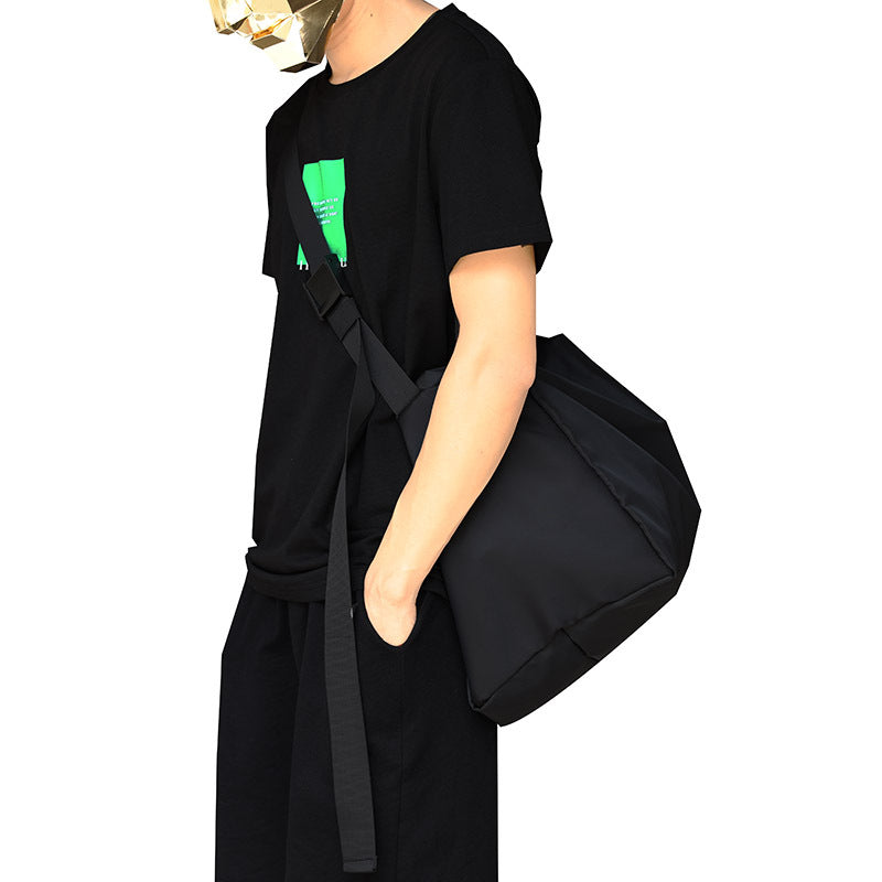 WoSpacious Sling Bag Karnz