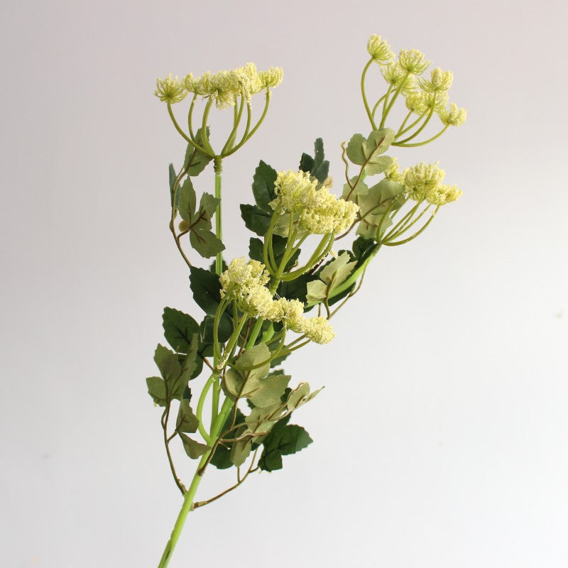 Lebensechte dekorative Blumenstielbouquet