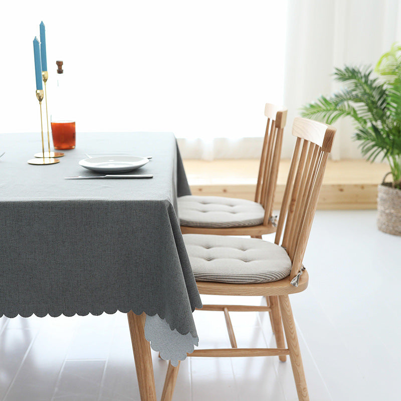 Tischdecke aus Baumwollmix mit gewelltem Saum und strukturierter Oberfläche Karnz